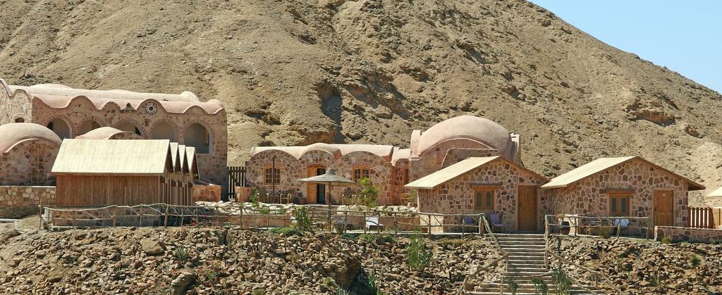 Hotel Roots Red Sea El Qoseir Exterior foto