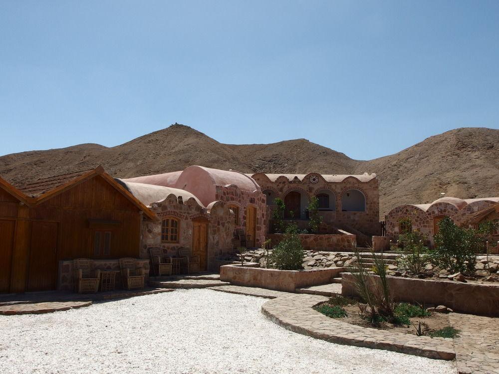 Hotel Roots Red Sea El Qoseir Exterior foto